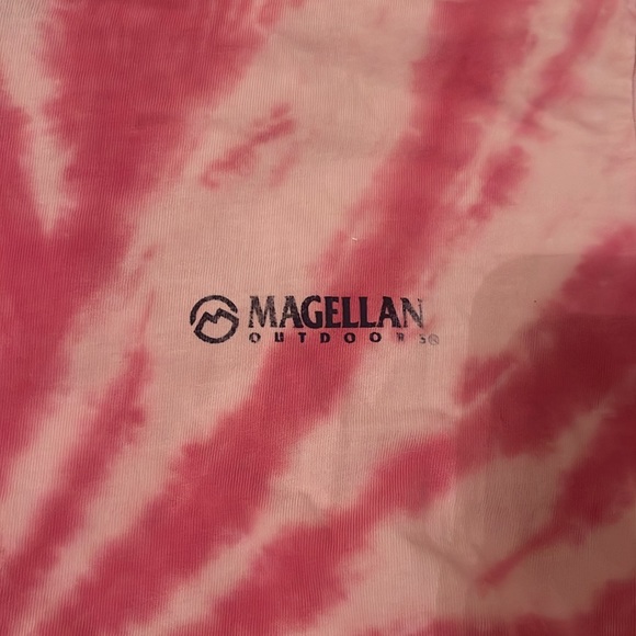 T shirts - Picture 2 of 7